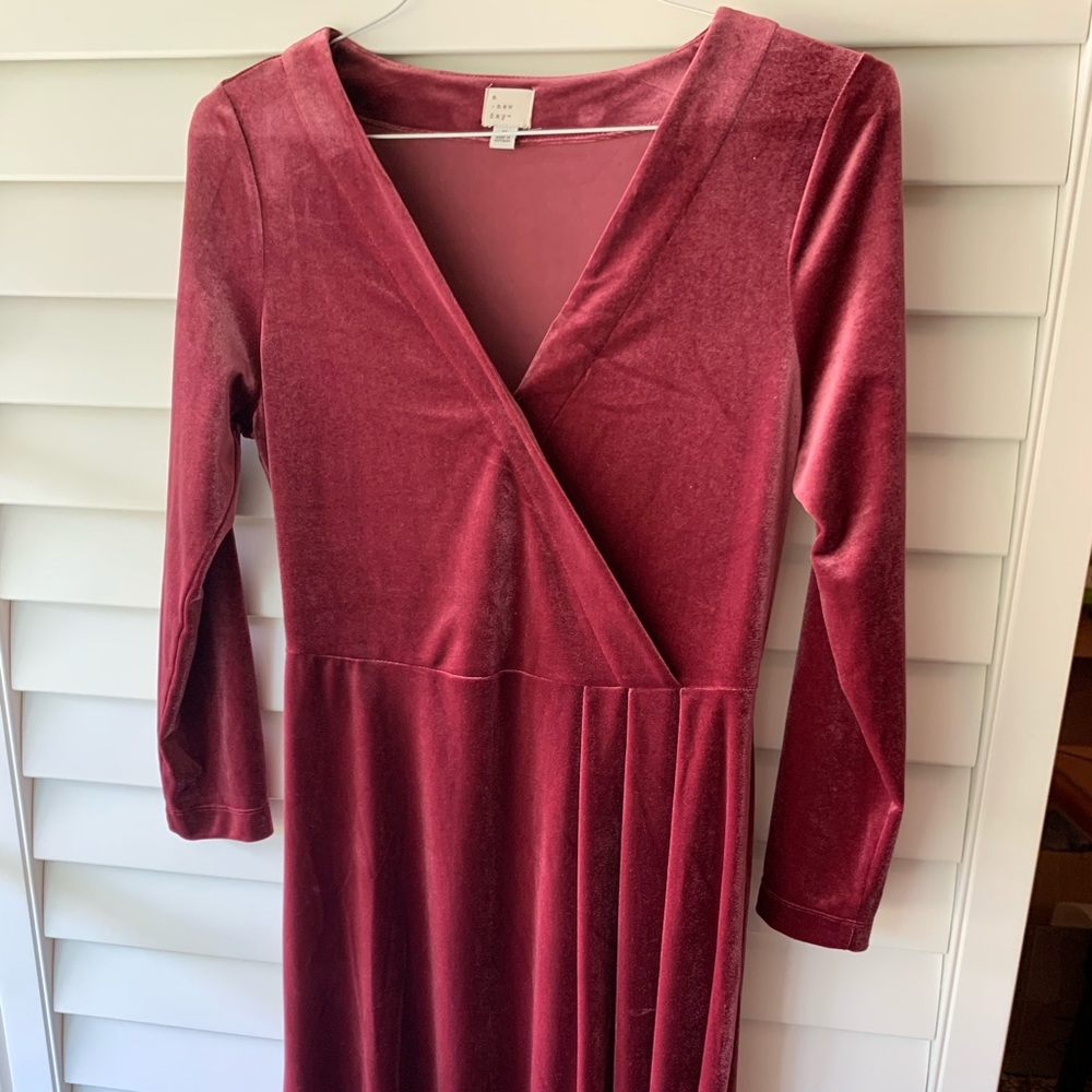 Velvet long sleeve dress
